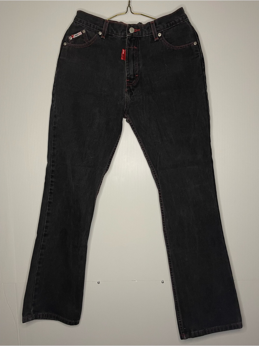 EckōRed “Firce tailored essential self” Jeans with Red Tab